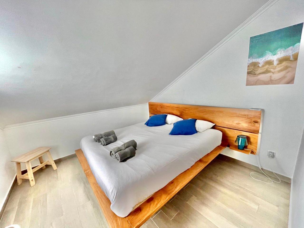 Surfness Lodge Đảo Đảo Baleal Phòng bức ảnh